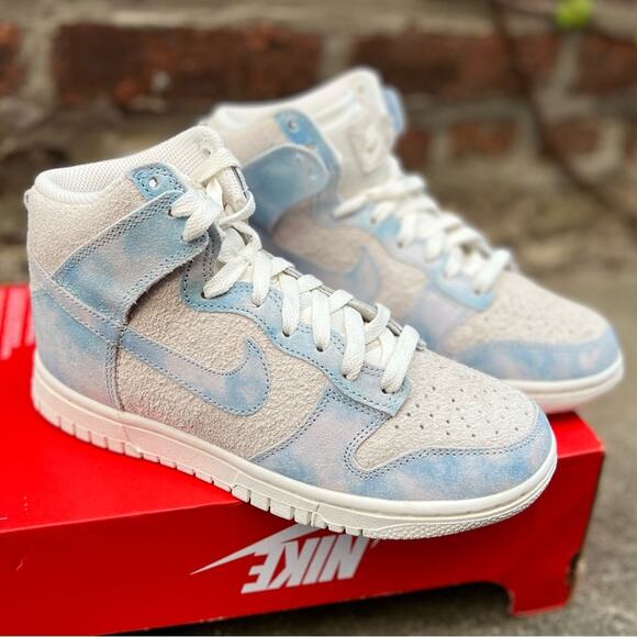 Nike Dunk High Special Edition Celestine Blue Sail Suede Sneaker Womens 5 NEW - Picture 4 of 10